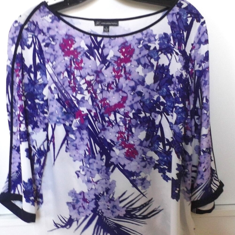Adrianna Papell top w/ 3/4 sleeve